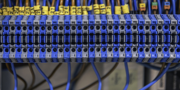 Instalación / Implantación / Legalización de ICT · Implantación de Big Data y análisis de datos